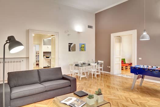 Hotelpiazzabellini Napoli Appartamenti Superior 01